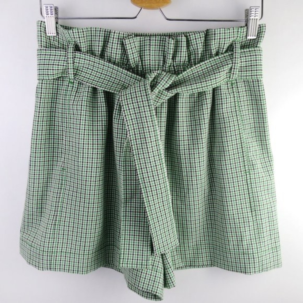 Aritzia Wilfred high waisted paperbag shorts